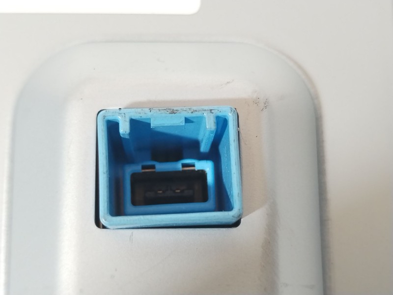 Recambio de pantalla multifuncion para opel astra j gtc 2.0 cdti (08) referencia OEM IAM 95196687  