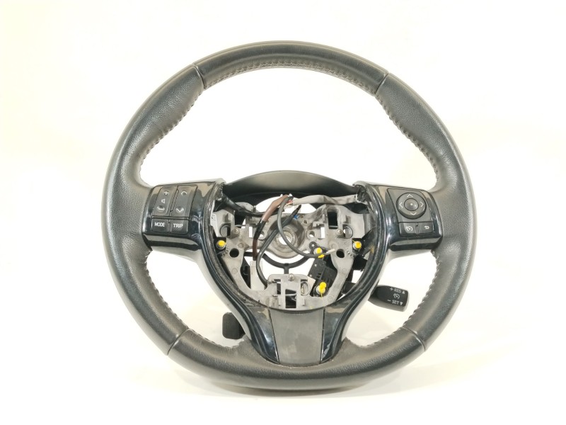 Recambio de volante para toyota yaris active referencia OEM IAM 310374599BMY  