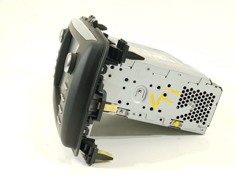 Recambio de sistema navegacion gps para toyota yaris active referencia OEM IAM 861400D320  