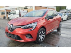 renault clio v (b7_) del año 2023 2