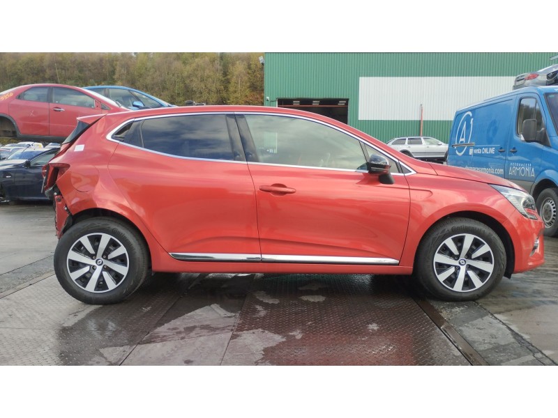 renault clio v (b7_) del año 2023