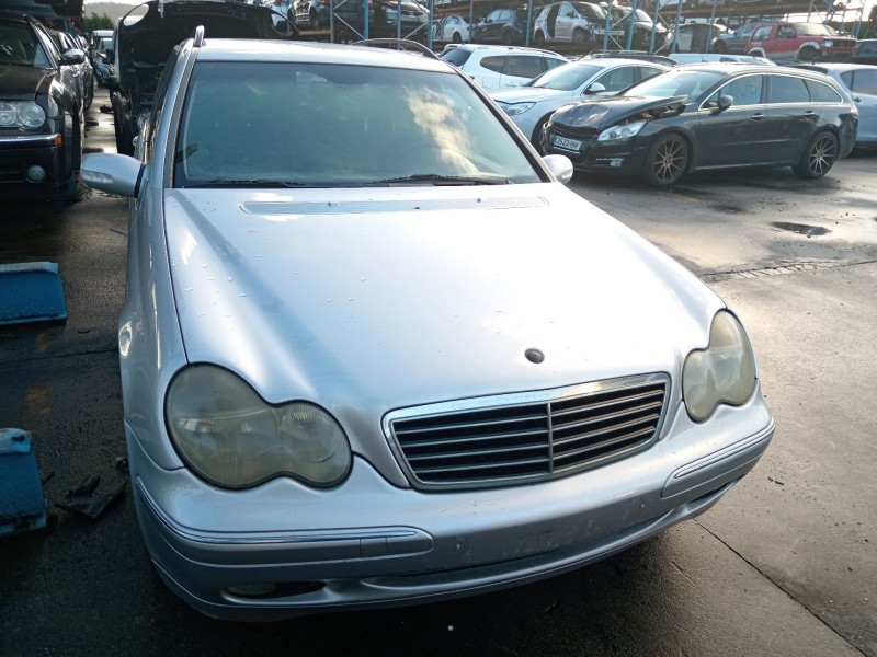 mercedes-benz clase c t-model (s203) del año 2002