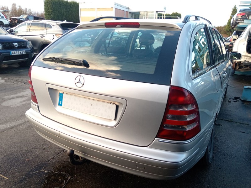 mercedes-benz clase c t-model (s203) del año 2002