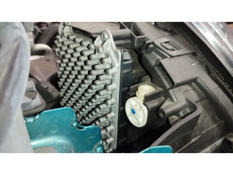 Recambio de faro derecho para mini mini (f56) cooper d referencia OEM IAM 63117472226 90117996 63117448376