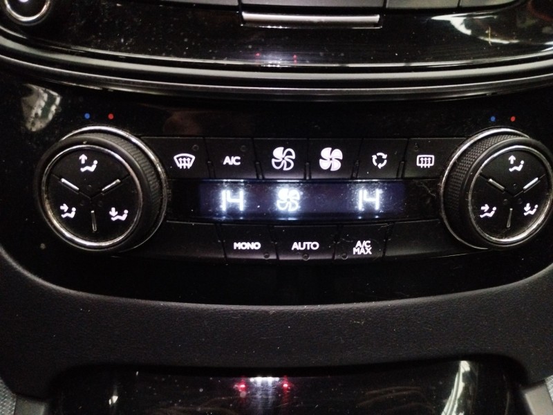 Recambio de mando climatizador para peugeot 508 2.0 blue-hdi fap referencia OEM IAM 98077013XZ  