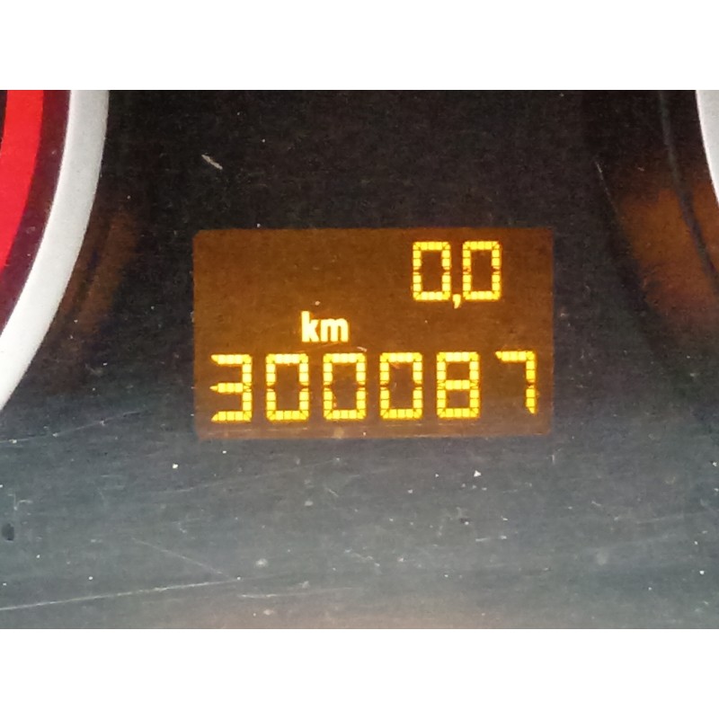 Recambio de cuadro instrumentos para opel corsa d catch me referencia OEM IAM 13281899 1750042 281202453