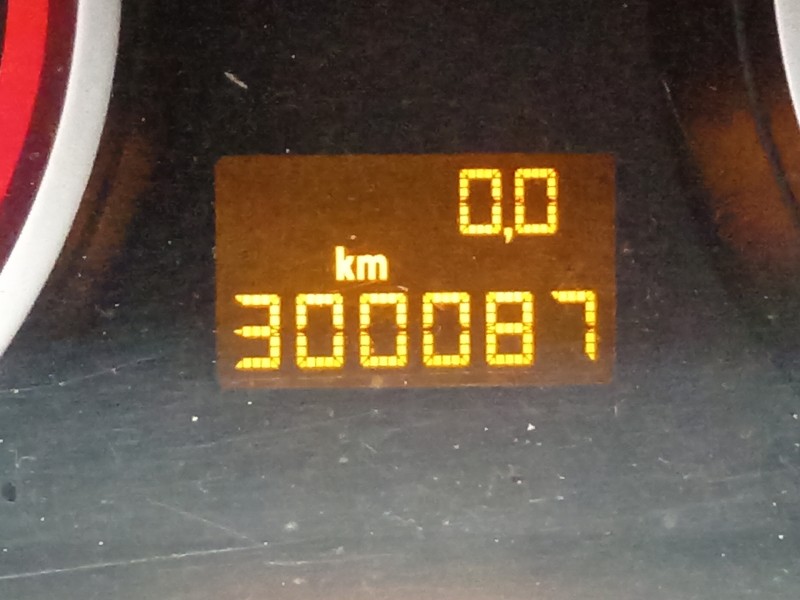 Recambio de cuadro instrumentos para opel corsa d catch me referencia OEM IAM 13281899 1750042 281202453