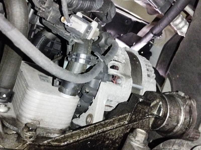 Recambio de alternador para chevrolet orlando (j309) 2.0 d referencia OEM IAM 13579114  