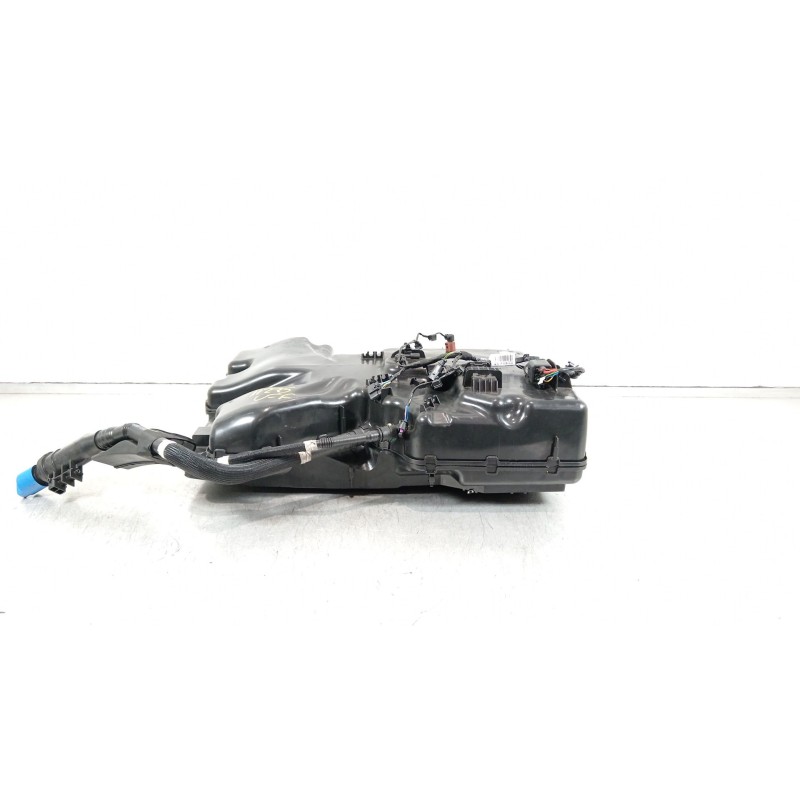 Recambio de deposito adblue para volkswagen crafter kasten (sy) furgón 35 bl ta fwd referencia OEM IAM 2N0131877T  5wa131969