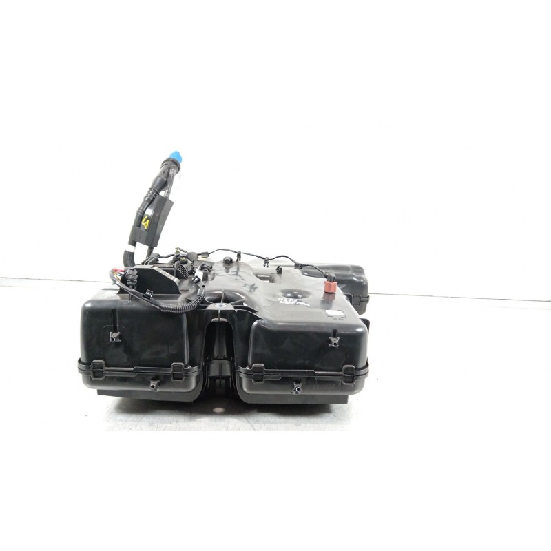 Recambio de deposito adblue para volkswagen crafter kasten (sy) furgón 35 bl ta fwd referencia OEM IAM 2N0131877T  5wa131969