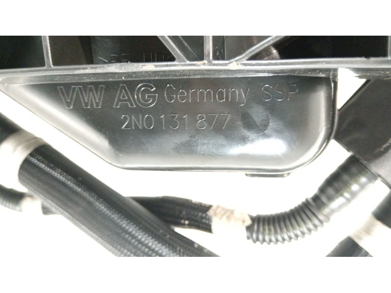Recambio de deposito adblue para volkswagen crafter kasten (sy) furgón 35 bl ta fwd referencia OEM IAM 2N0131877T  5wa131969