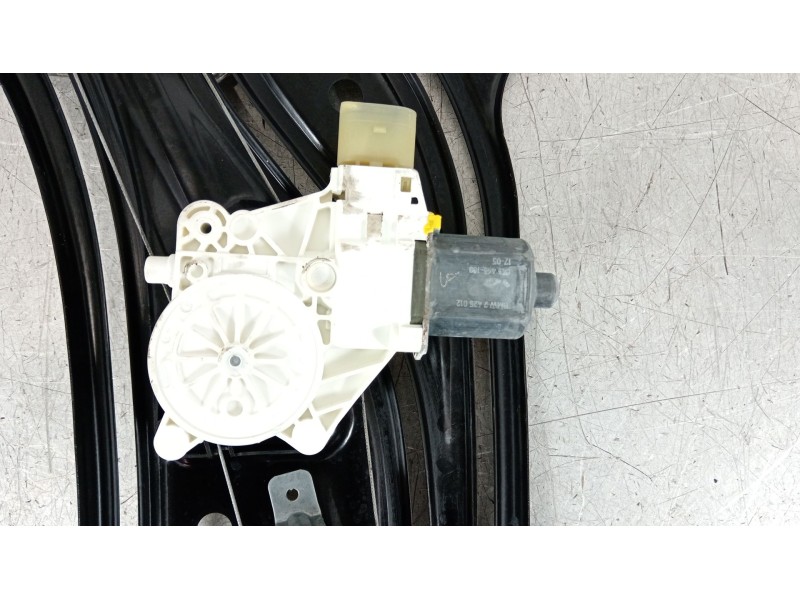 Recambio de elevalunas trasero derecho para mini mini (f56) cooper d referencia OEM IAM 67627425012  51337445282