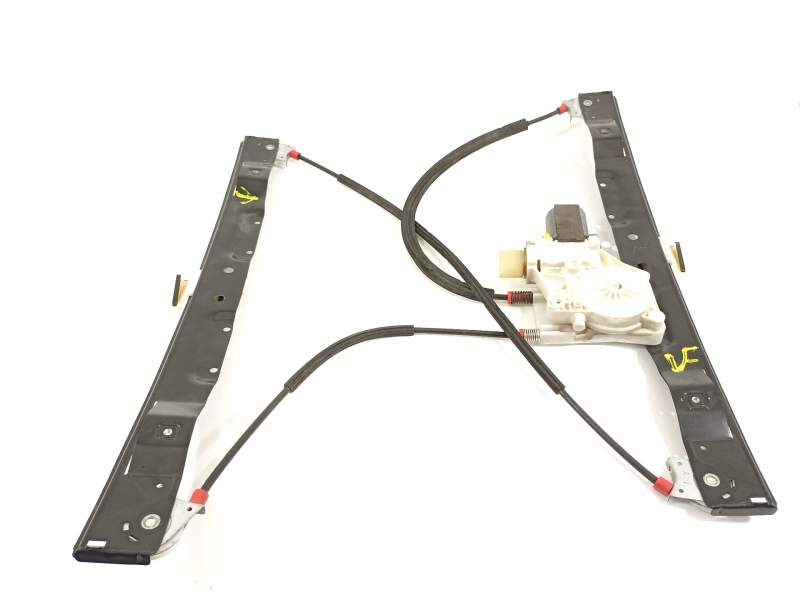 ELEVALUNAS DELANTERO DERECHO 6M21U23200 