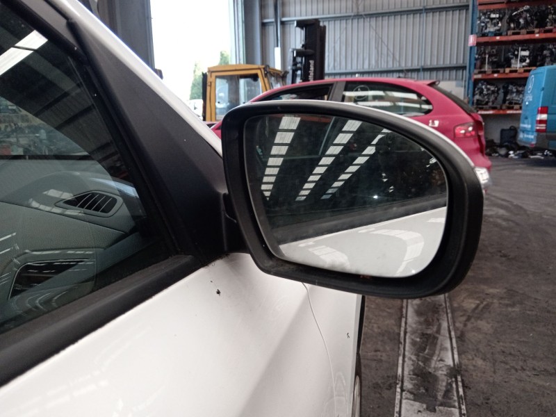 Recambio de retrovisor derecho para hyundai i20 ii (gb, ib) 1.4 crdi referencia OEM IAM 87627C8040  