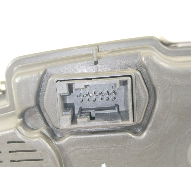 Recambio de cuadro instrumentos para opel corsa d catch me referencia OEM IAM 13281899 1750042 281202453