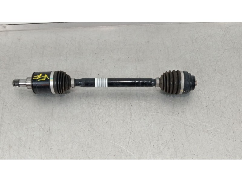 Recambio de transmision trasera izquierda para bmw i3 (i01) i3 referencia OEM IAM 7641213  