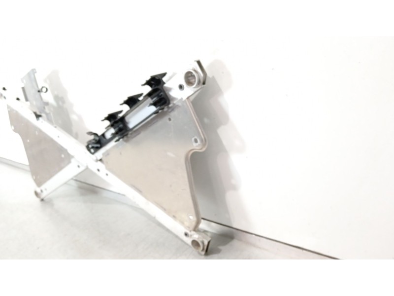 Recambio de tirante trasero derecho para bmw i3 (i01) i3 referencia OEM IAM 39206879520  