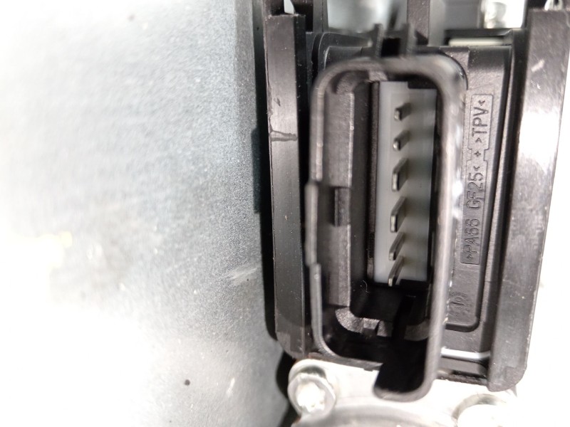 Recambio de elevalunas delantero izquierdo para kia sorento active 4wd referencia OEM IAM 824012P010 824502P010 