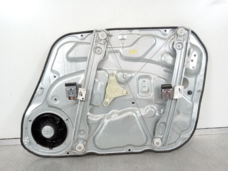 Recambio de elevalunas delantero izquierdo para hyundai i30 comfort referencia OEM IAM 824702R010 824712R000 824502R000