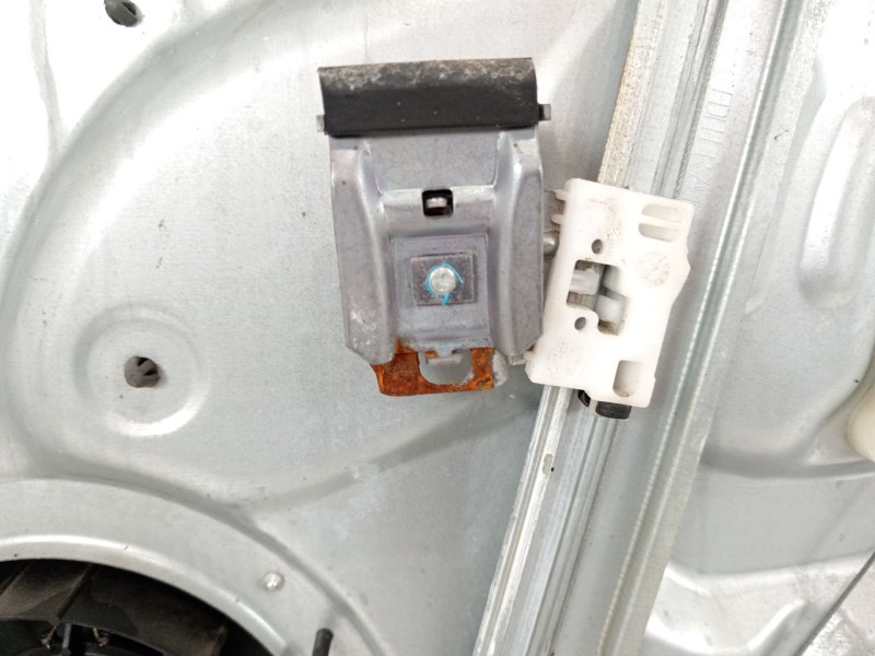 Recambio de elevalunas delantero izquierdo para hyundai i30 comfort referencia OEM IAM 824702R010 824712R000 824502R000