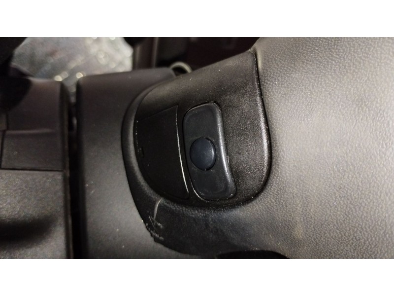 Recambio de volante para jeep renegade suv (bu, b1, bv) 1.0 t-gdi referencia OEM IAM 7357342090 71777289 