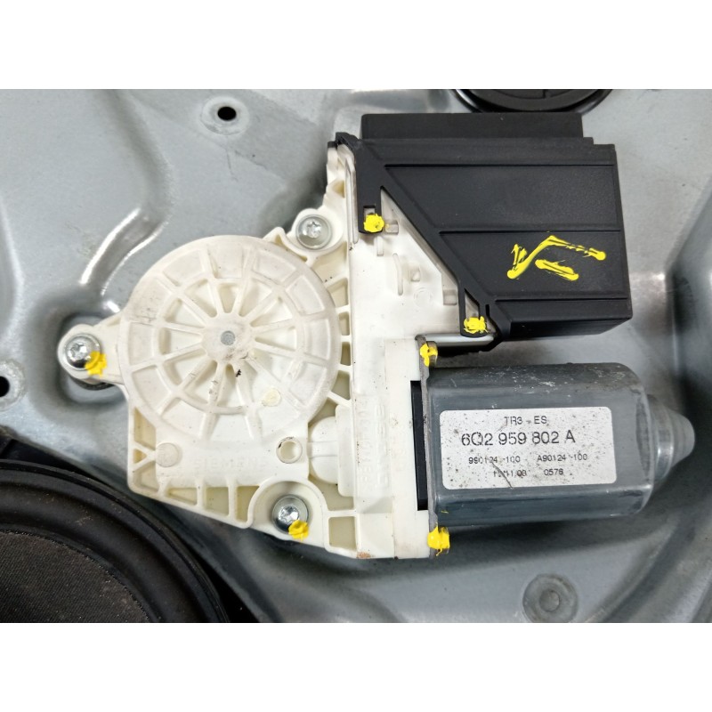 Recambio de elevalunas delantero izquierdo para seat ibiza iii (6l1) 1.9 sdi referencia OEM IAM 6L4837751CM 6L4837755P 6Q2959802