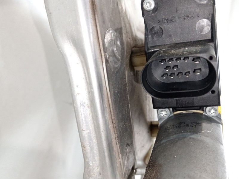 Recambio de elevalunas delantero izquierdo para audi tt roadster (8n9) 1.8 t referencia OEM IAM 8N8837729 8N0837461 