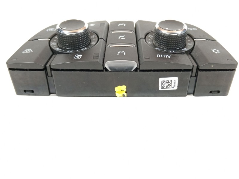 Recambio de mando climatizador para opel astra j gtc 2.0 cdti (08) referencia OEM IAM 13360105  