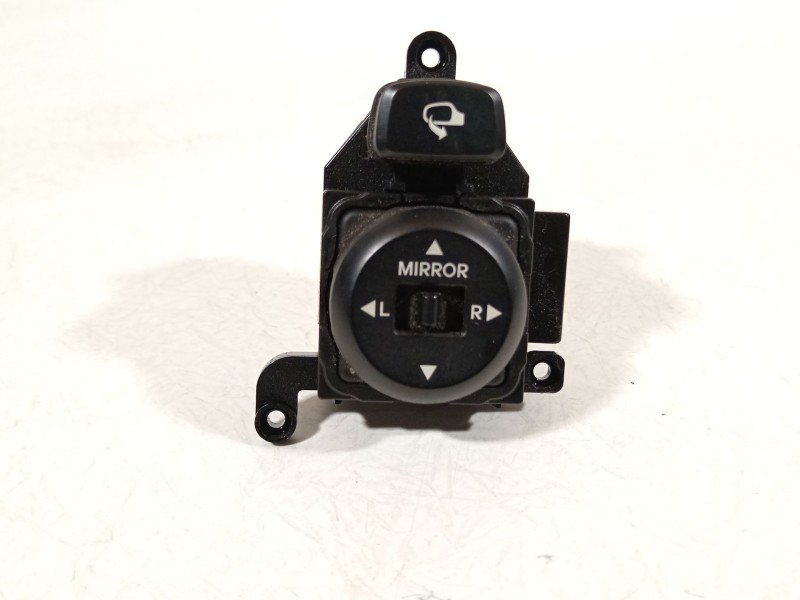 Recambio de mando retrovisor para hyundai i30 (gd) 1.6 crdi referencia OEM IAM 935402L000  