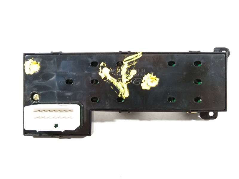 Recambio de mando elevalunas delantero izquierdo para hyundai i30 (gd) 1.6 crdi referencia OEM IAM 935702L010  