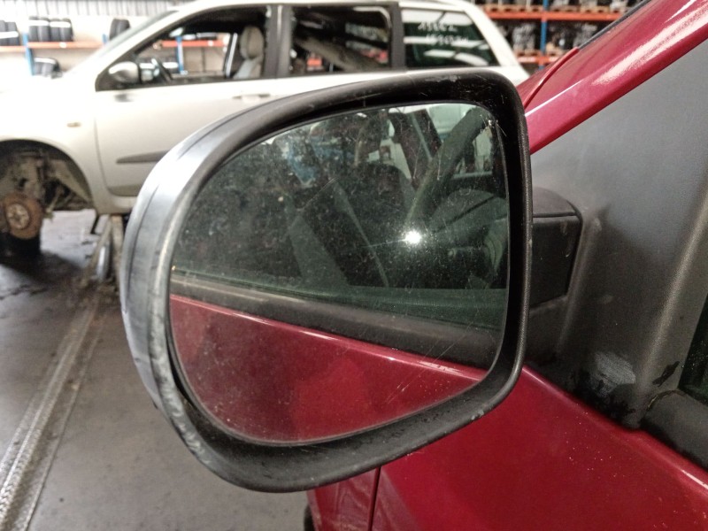 Recambio de retrovisor izquierdo para renault clio iii (br0/1, cr0/1) 1.2 16v (br02, br0j, br11, cr02, cr0j, cr11) referencia OE