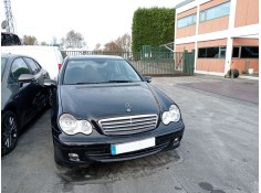 mercedes-benz clase c (w203) del año 2005 2