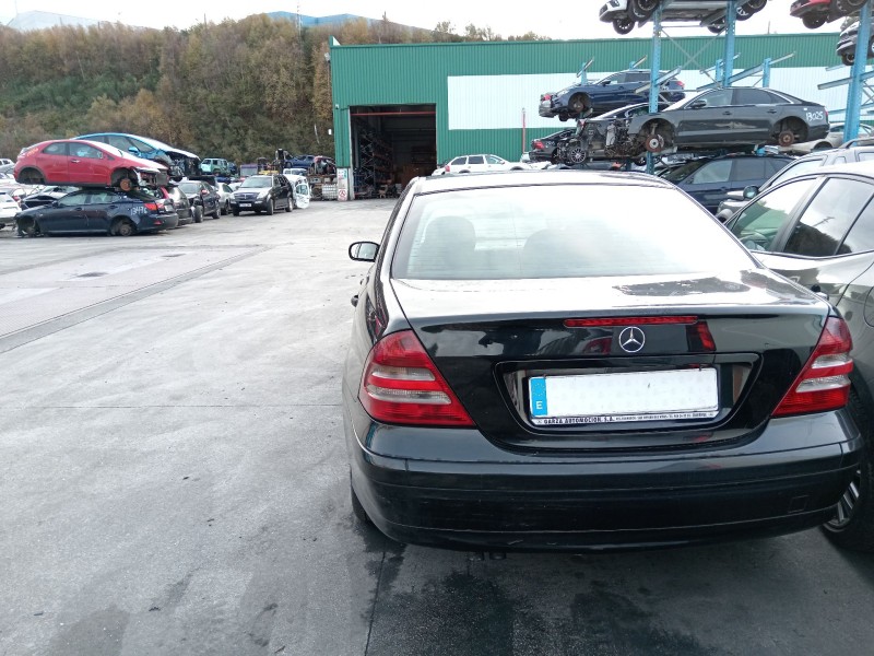 mercedes-benz clase c (w203) del año 2005