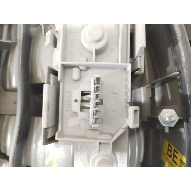 Recambio de piloto trasero izquierdo para opel vectra c gts (z02) 1.9 cdti (f68) referencia OEM IAM 13157646  