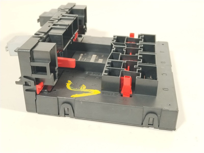 Recambio de caja reles / fusibles para volkswagen golf v (1k1) 1.9 tdi referencia OEM IAM 1K0937049T  