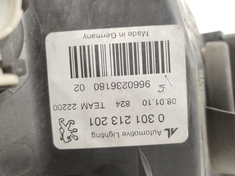 Recambio de faro izquierdo para peugeot 407 (6d_) 2.0 hdi (6drhha) referencia OEM IAM 9660236180  0301213201