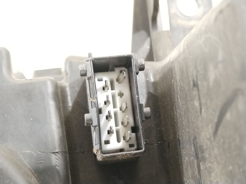 Recambio de faro izquierdo para peugeot 407 (6d_) 2.0 hdi (6drhha) referencia OEM IAM 9660236180  0301213201