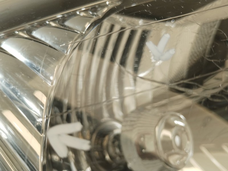 Recambio de faro derecho para chevrolet orlando (j309) 2.0 d referencia OEM IAM 95025586  