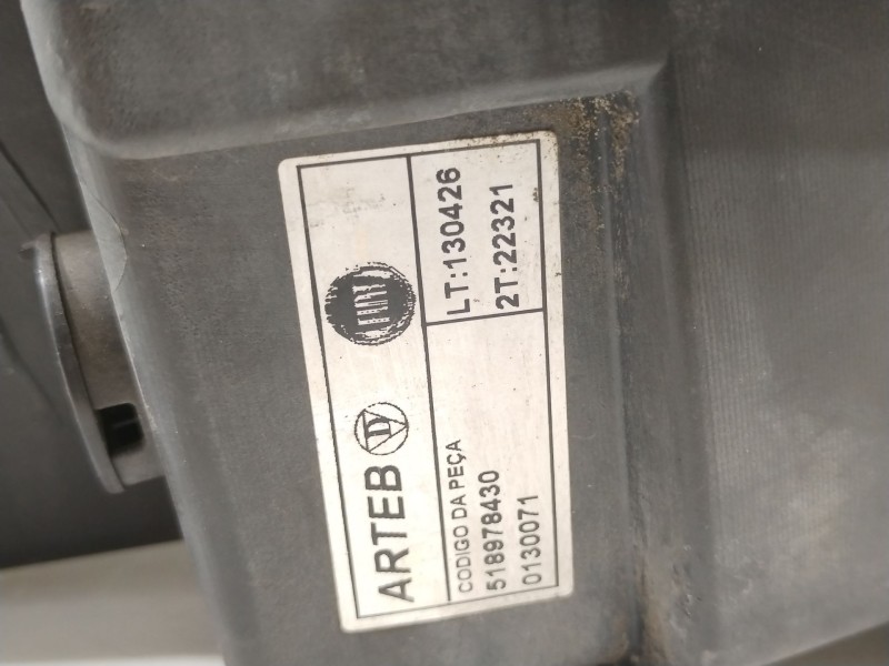 Recambio de faro izquierdo para fiat uno referencia OEM IAM 518978430 130426 