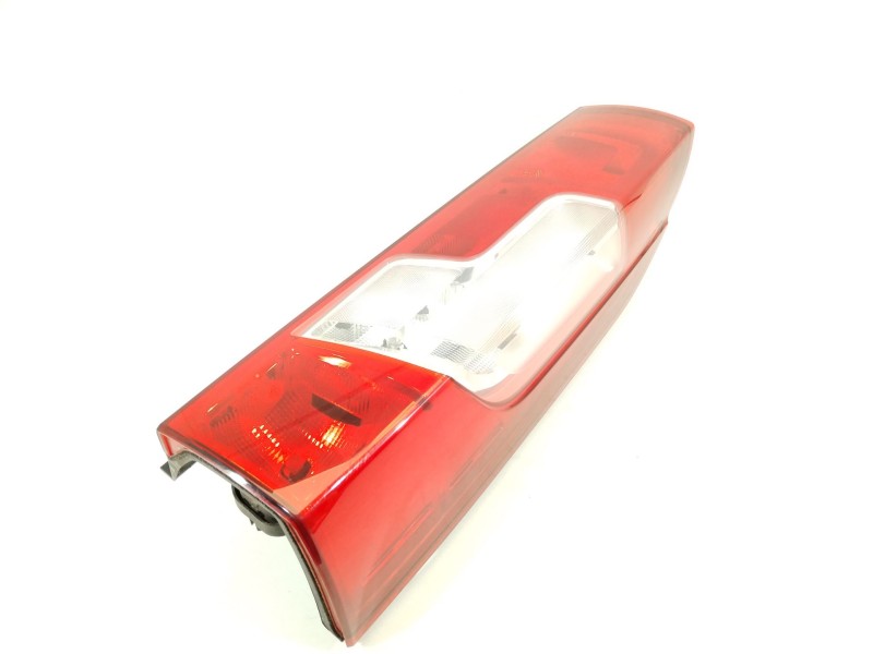 Recambio de piloto trasero derecho para peugeot boxer furgoneta 2.2 bluehdi 140 referencia OEM IAM 1380672080  