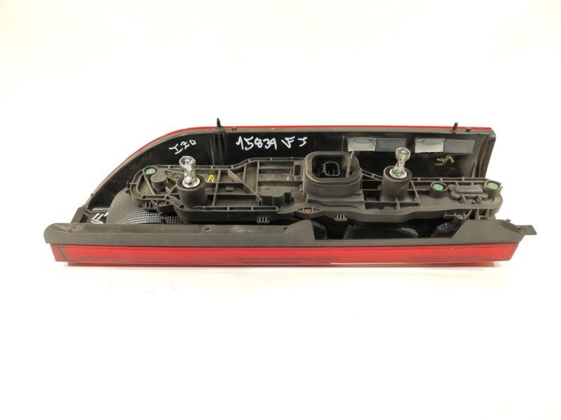 Recambio de piloto trasero izquierdo para peugeot boxer furgoneta 2.2 bluehdi 140 referencia OEM IAM 1380673080  