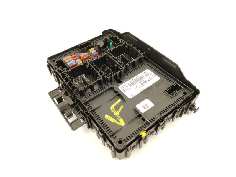 Recambio de caja reles / fusibles para ford focus iv (hn) 1.0 ecoboost referencia OEM IAM LU5T15604BJCE  