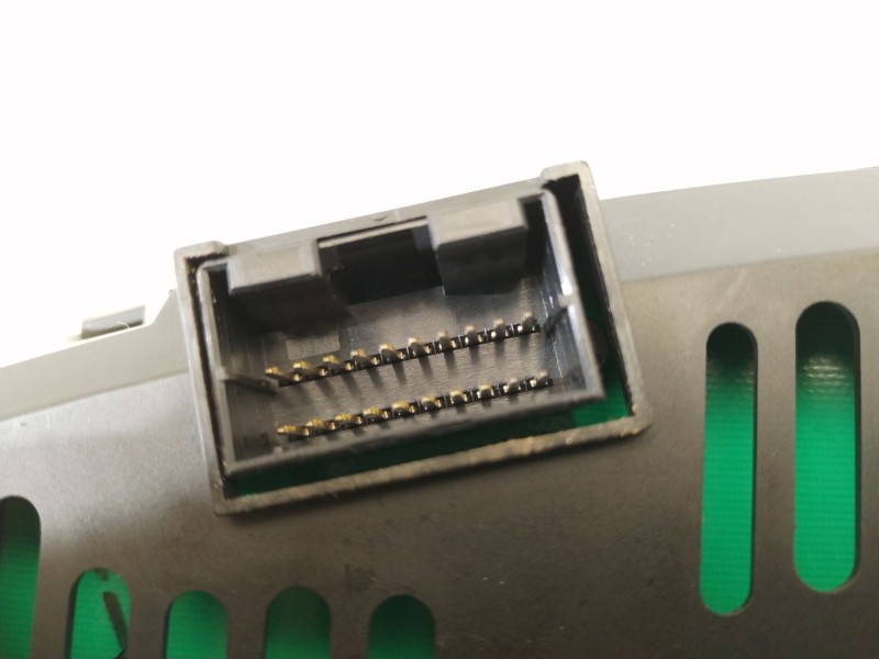 Recambio de cuadro instrumentos para hyundai i20 comfort referencia OEM IAM 940031J170  