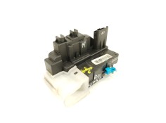 Recambio de cerradura puerta delantera derecha para hyundai i20 comfort referencia OEM IAM 813201J030  