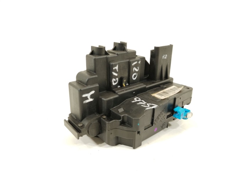 Recambio de cerradura puerta trasera derecha para hyundai i20 comfort referencia OEM IAM 814201J020  