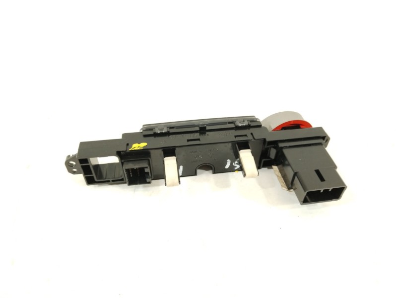 Recambio de warning para hyundai i20 comfort referencia OEM IAM 937501J100 937701J100 