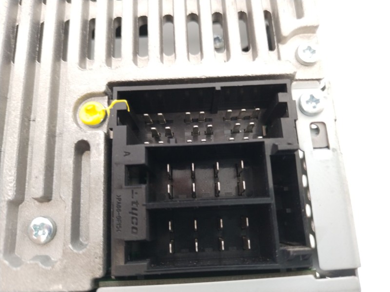 Recambio de sistema audio / radio cd para hyundai i20 comfort referencia OEM IAM 961001J202  