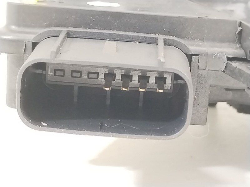 Recambio de cerradura puerta trasera derecha para kia sorento active 4wd referencia OEM IAM 5320SXM0A0  