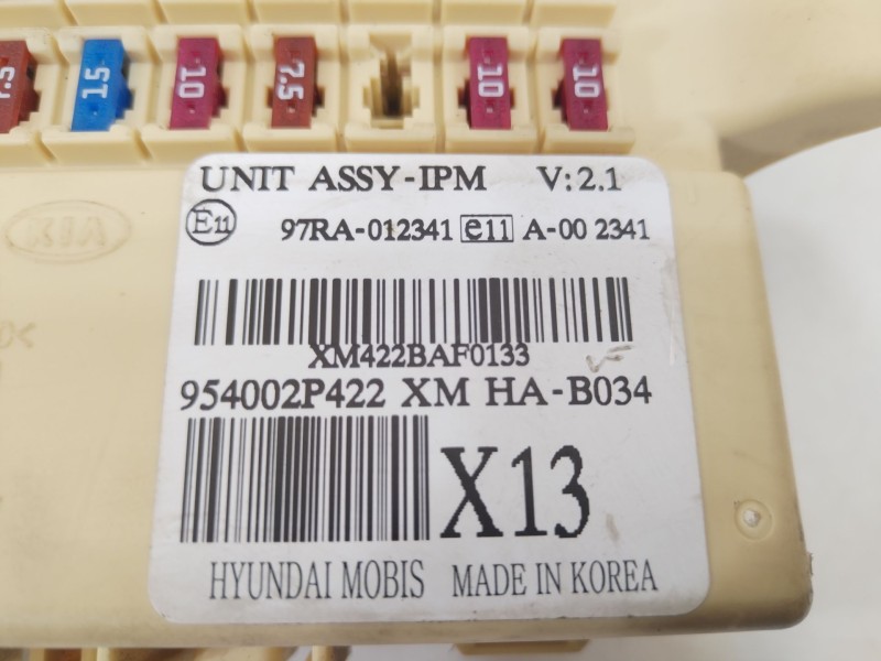 Recambio de caja reles / fusibles para kia sorento active 4wd referencia OEM IAM 954002P422  