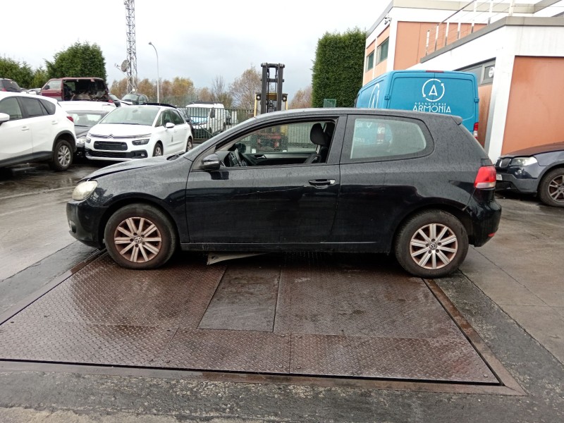 volkswagen golf vi (5k1) del año 2009